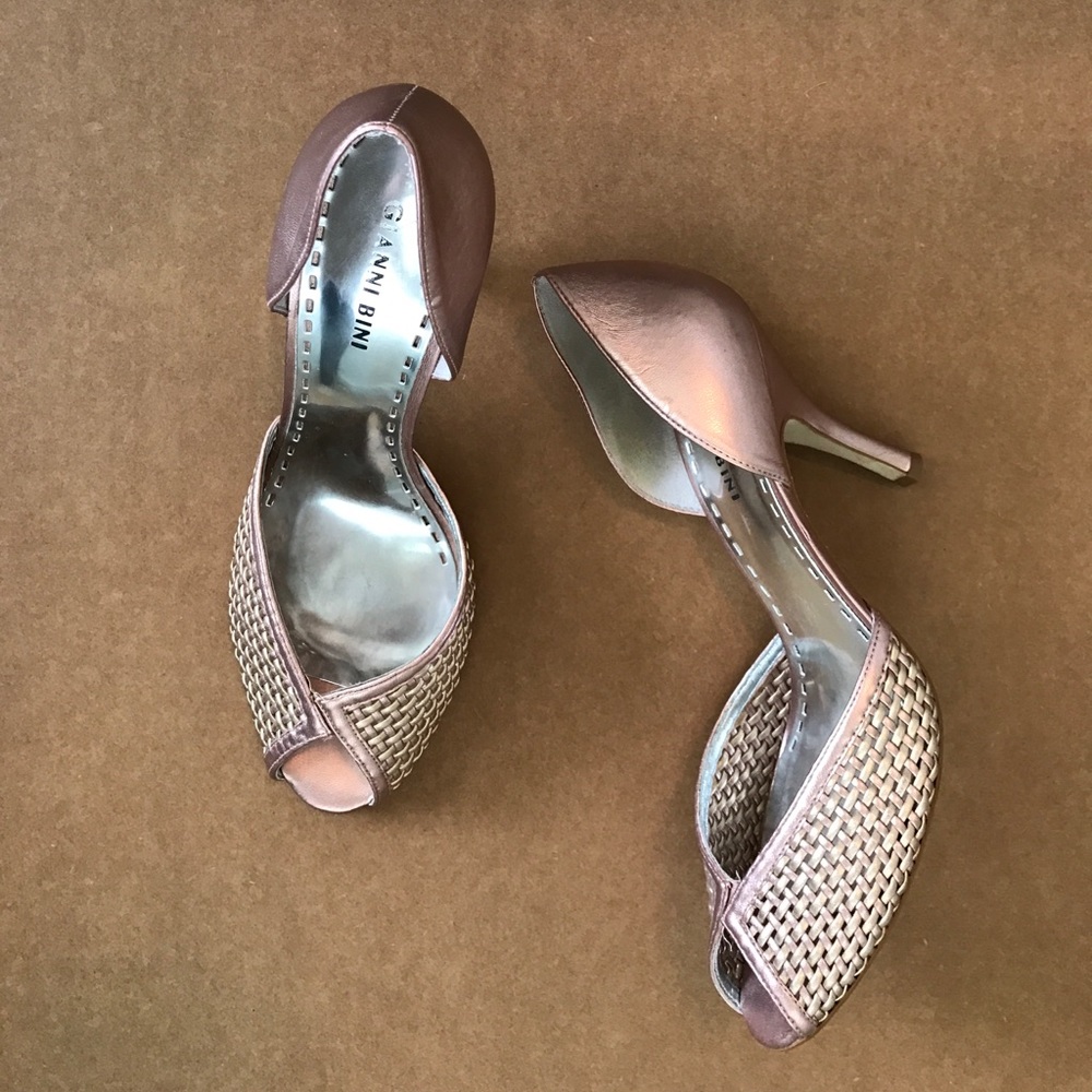 Gianni Bini Rose Gold and Gold Heels sz 9