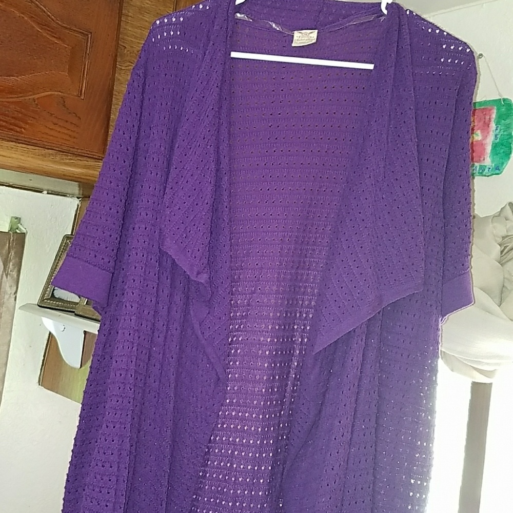 Beautiful cardigan NWTO