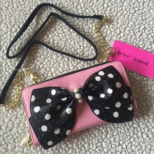 🌸NEW! BETSEY JOHNSON BOW WALLET CROSS BODY