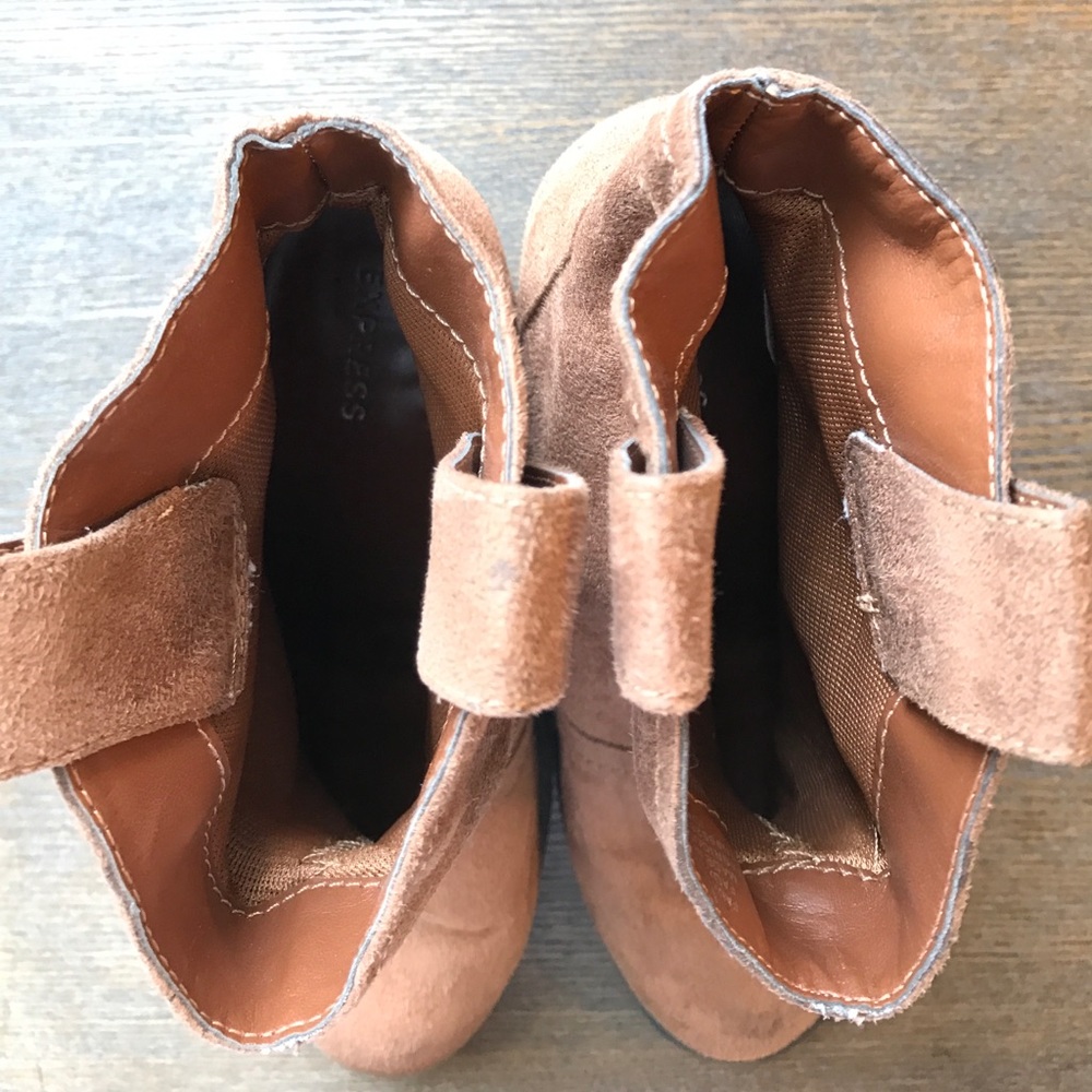 Express brown boot - Picture 2 of 3