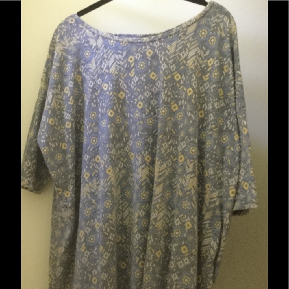 Lularoe Irma Summer Cotton Blend Irma Medium NWOT