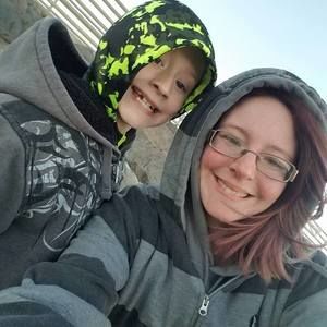 Meet your Posher, Casey