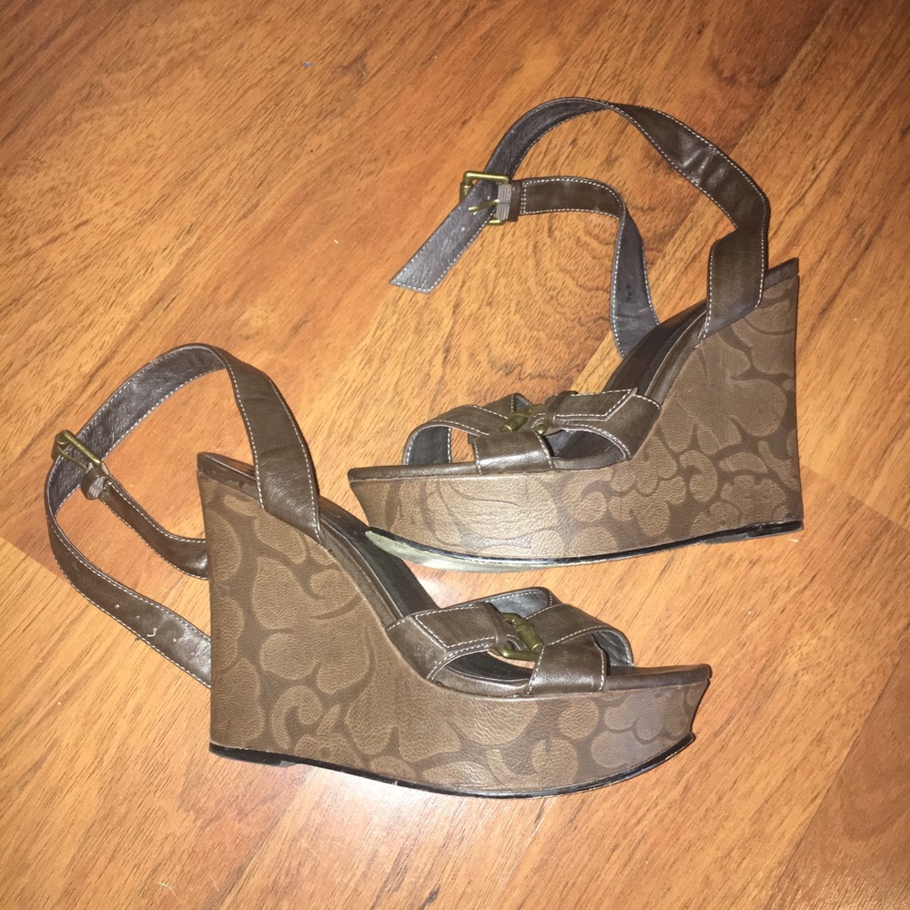 Aldo Brown Wedges