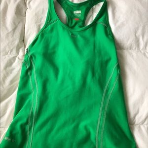 NIKE Fitness Tank