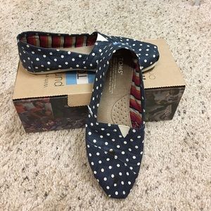 Polkadot toms size 7 1/2