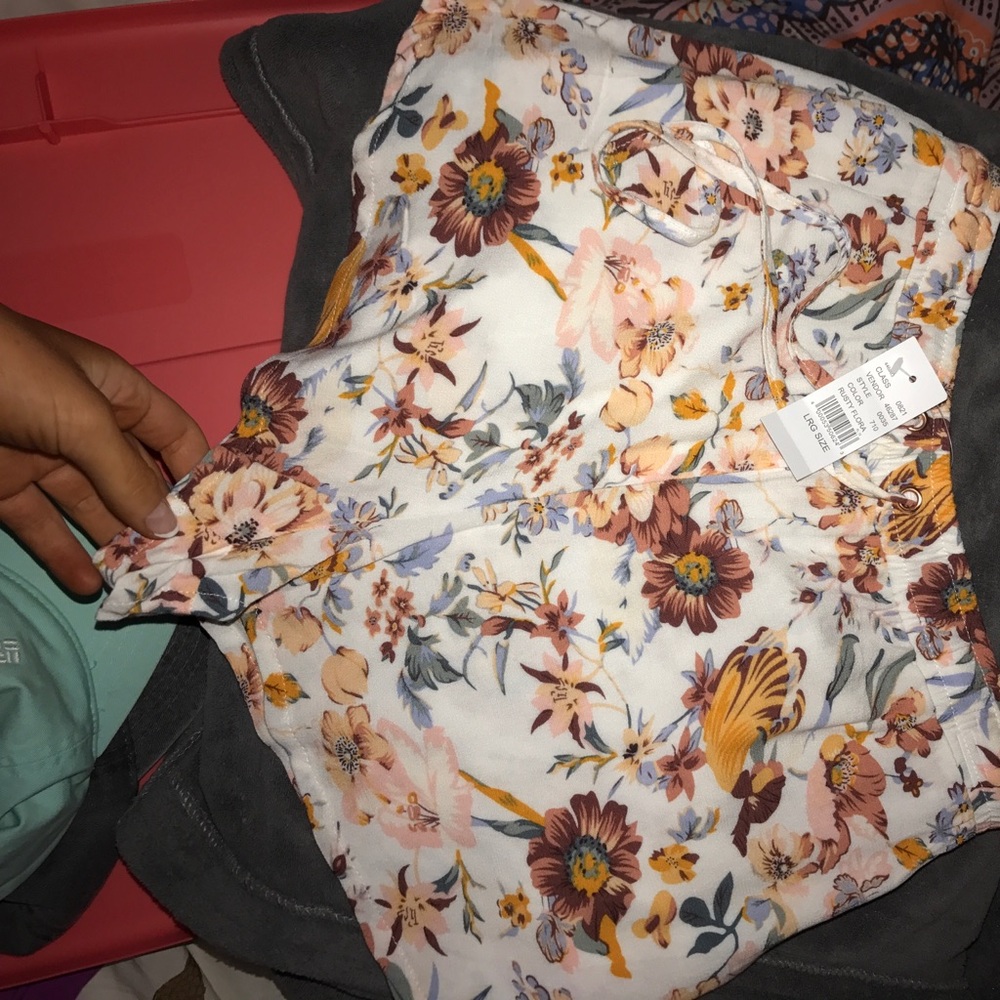 Floral Shorts BNWT PacSun