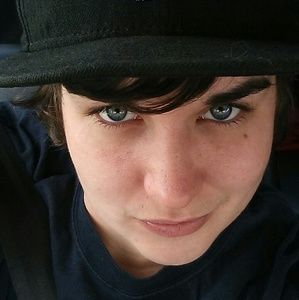 Meet your Posher, Marissa