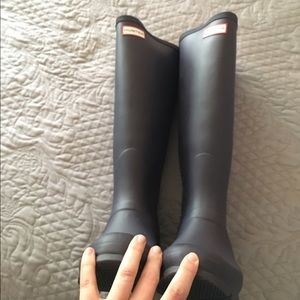 Aubergine Hunter Wide Calf Rain Boots