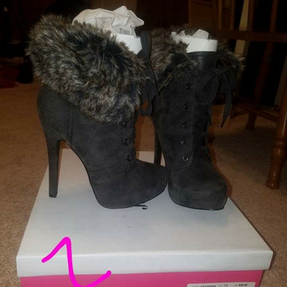 Just fab boots-traded