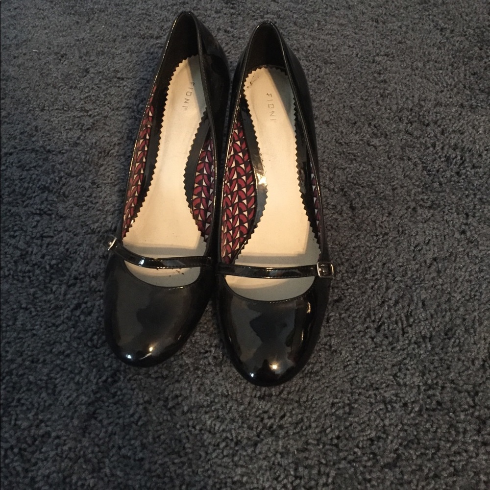Like new Mary Jane heels