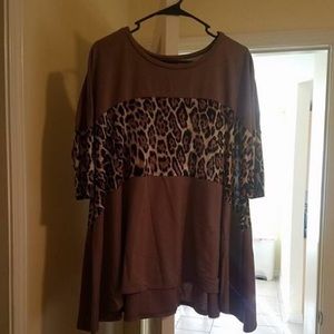 Leopard print top