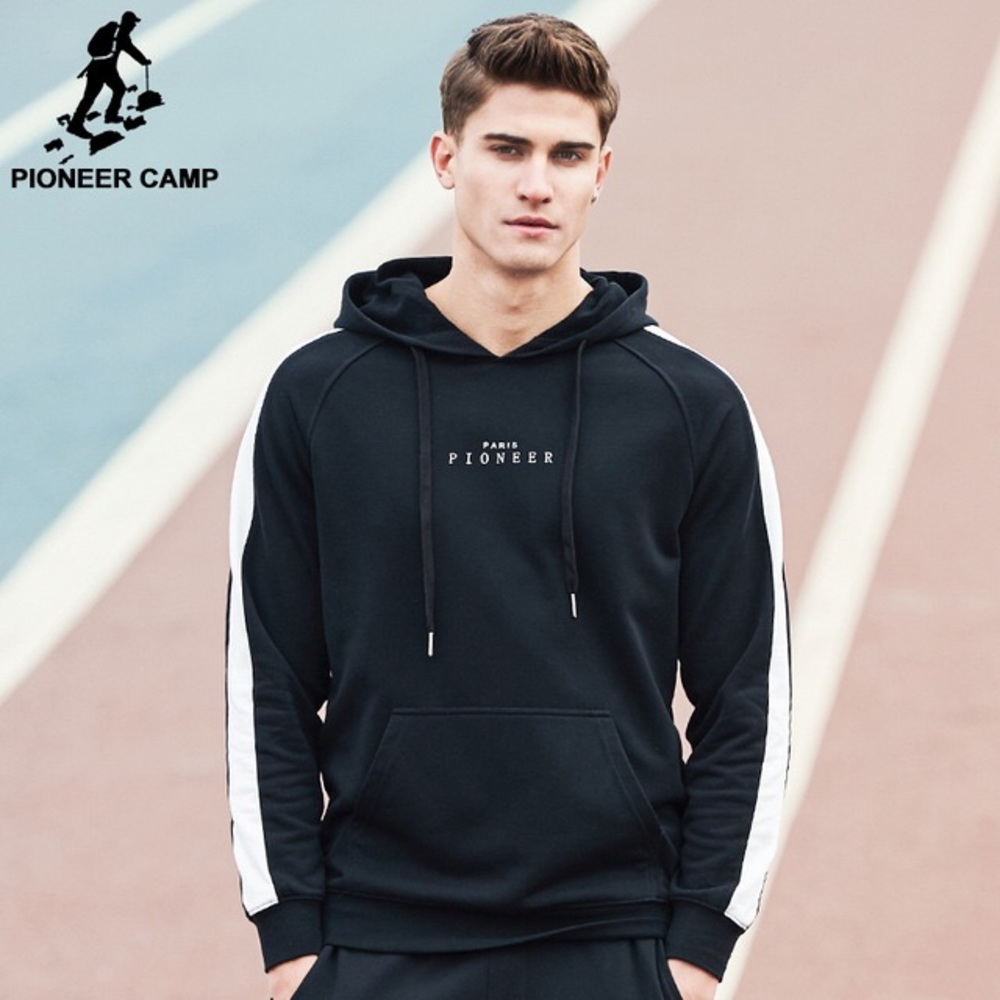 Pioneer Camp Size S Black and White Hoodie
