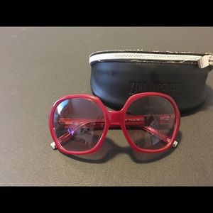 Karl lagerfeld sunglasses.