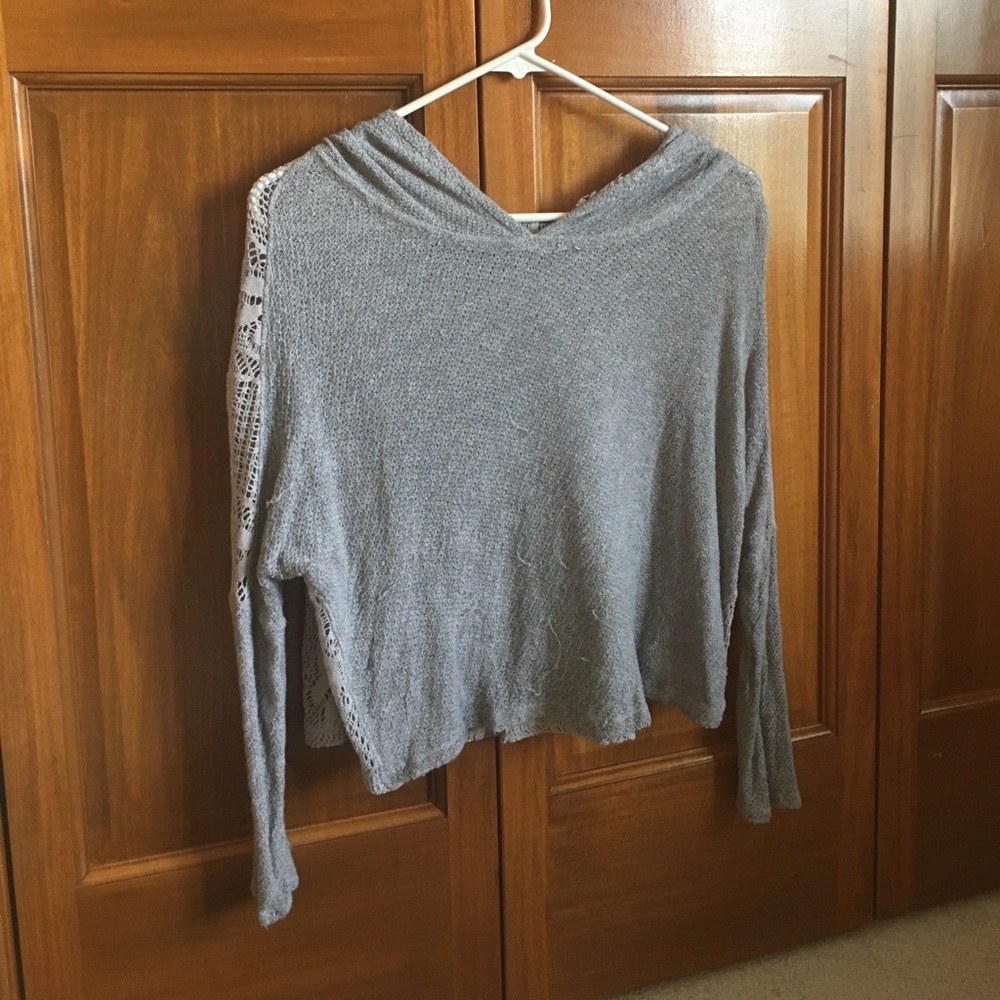 Sweatshirt crop top