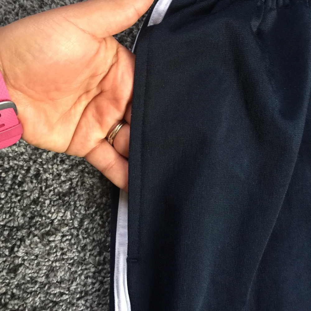 Women navy adidas fleece pants size small - Picture 4 of 5