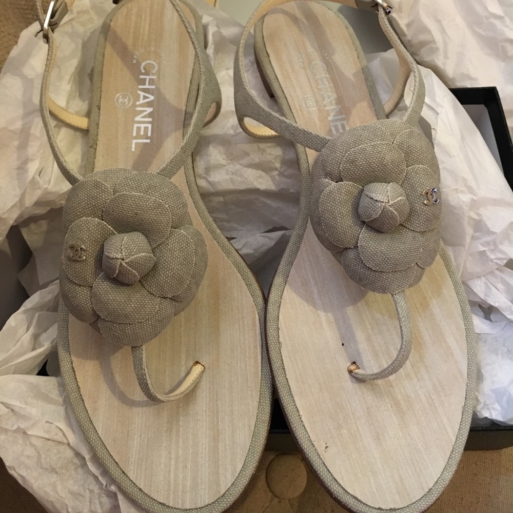 Chanel flower sandals