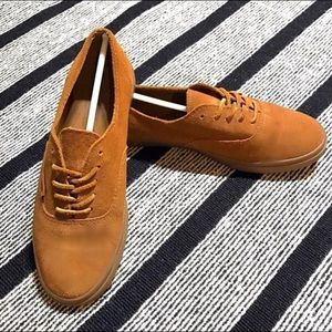 Vans Authentic Lo Pro Suede Gum Sole Shoes (7.5)