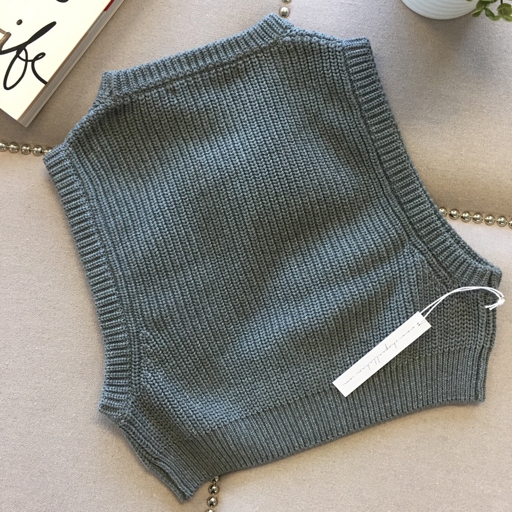Knit Crop Top - Picture 5 of 5