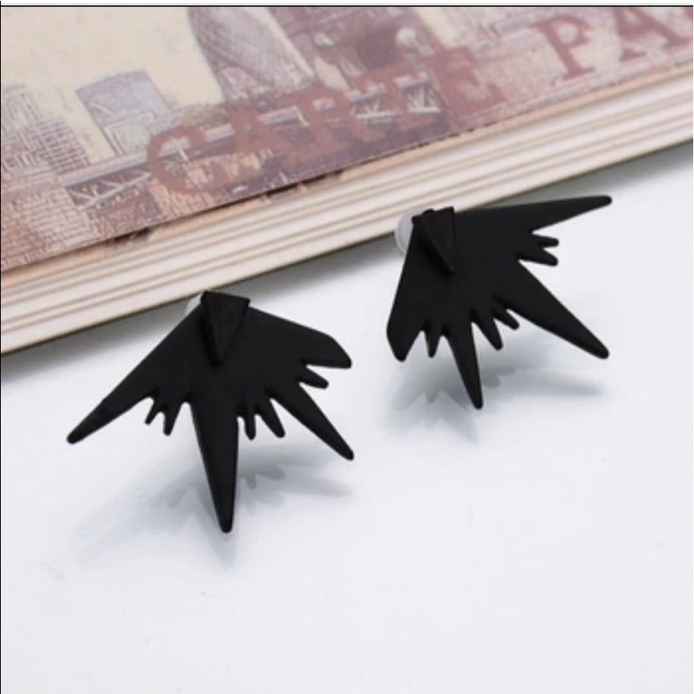 Splatter earrings nwot