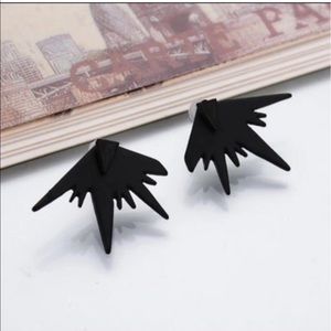 Splatter earrings nwot