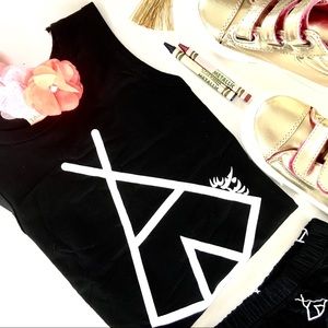 🏕NWT Kids Unisex Teepee Stretch Tank Top