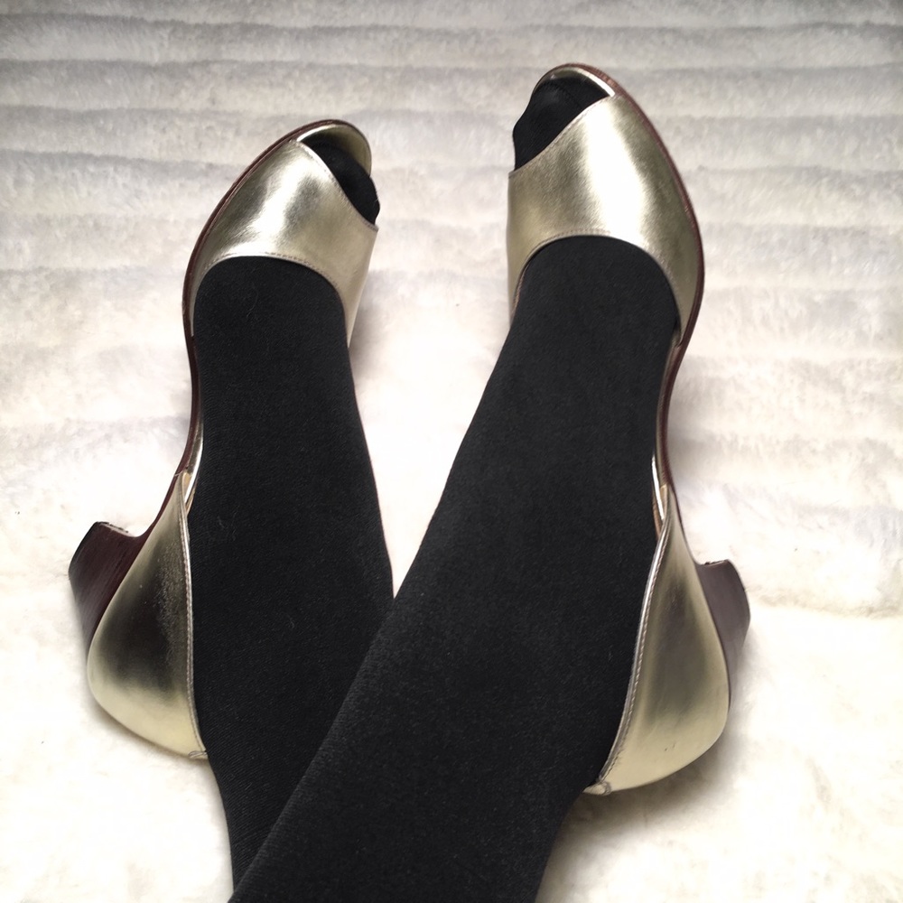 Vintage 80s gold Italian metallic peeptoe pumps