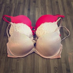 VS Very Sexy Push-up Bra Bundle