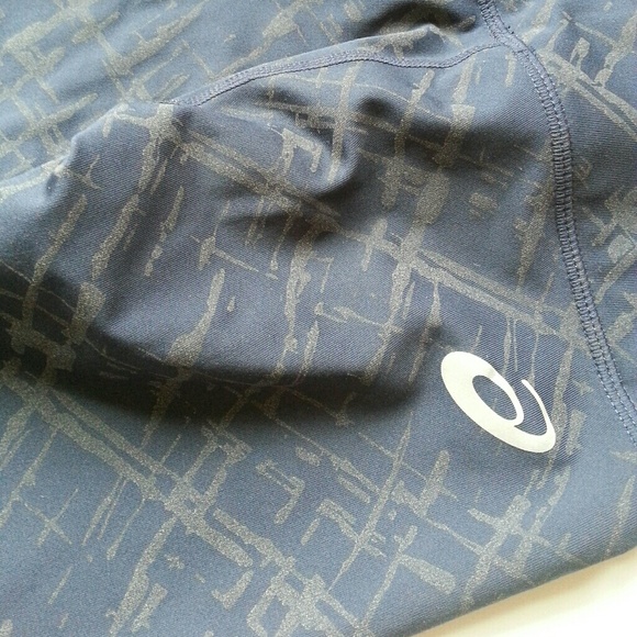 NWT asics navy blue reflective capris XS - Picture 2 of 6