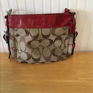 Stunning Coach Purse!!