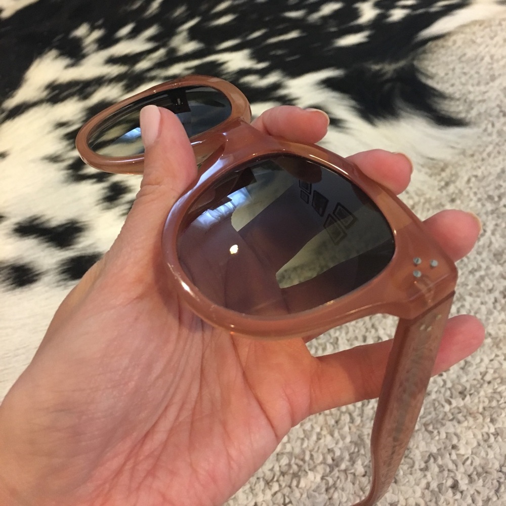 SOLD Celine Audrey Milky Pink Acetate Sunglasses - Picture 4 of 8
