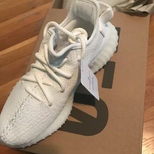 Adidas Yeezy Boost 350 V2 Cream White Triple White Adidas Yeezy Boost 350 V2 Cream White Triple White