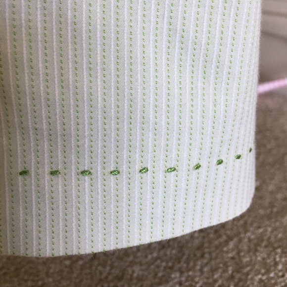 Tahari skirt and jacket in pale green dobby weave - Picture 3 of 4