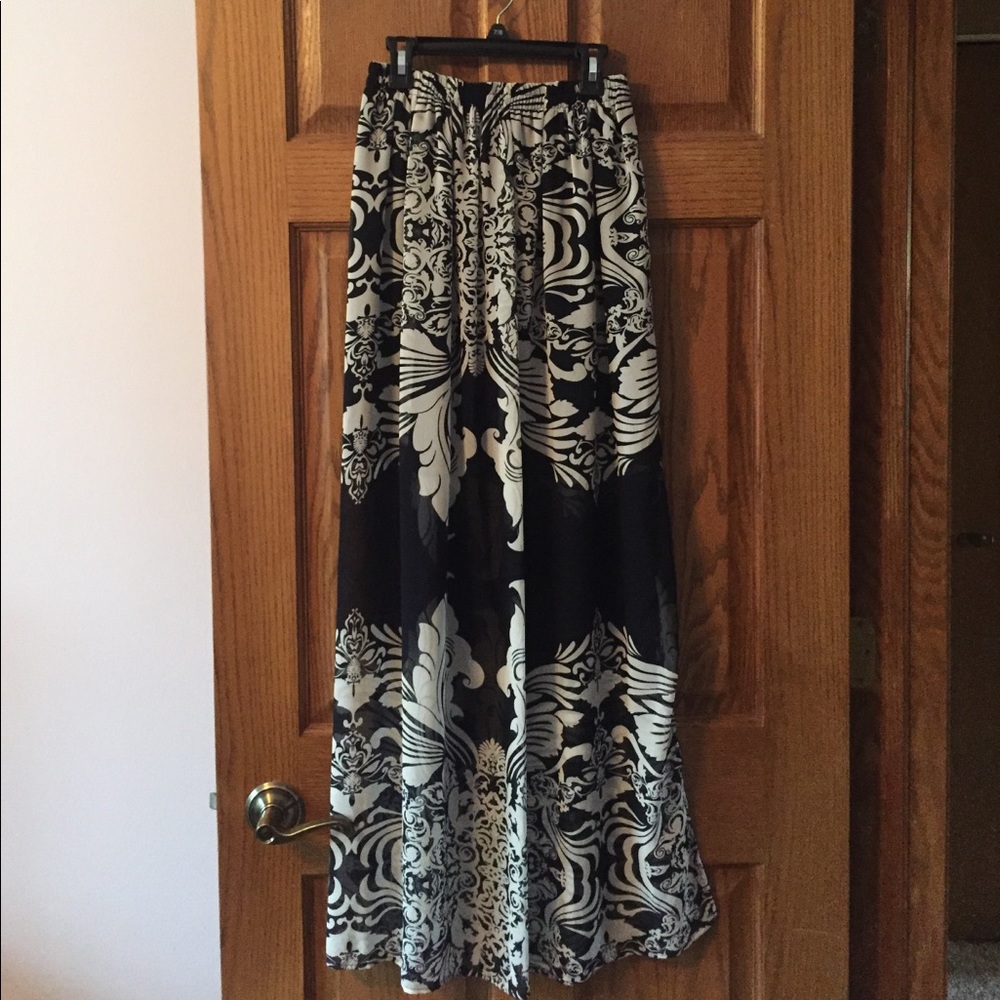 Maxi skirt