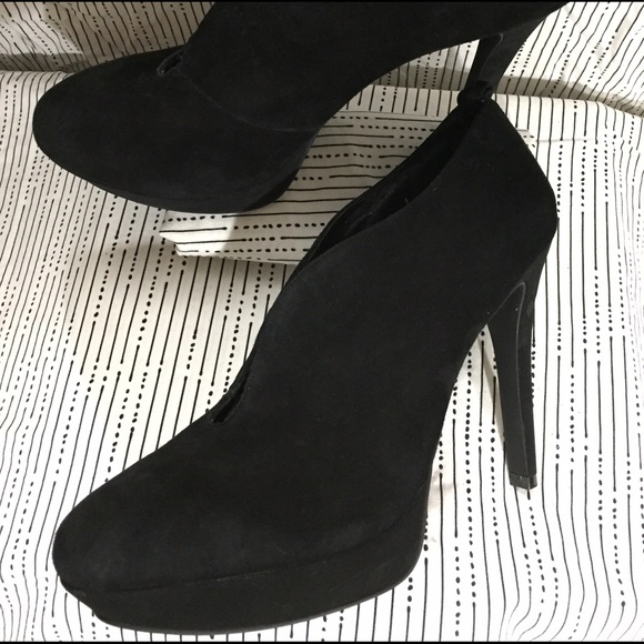 INC International Concepts velvet platform booties - Picture 2 of 5