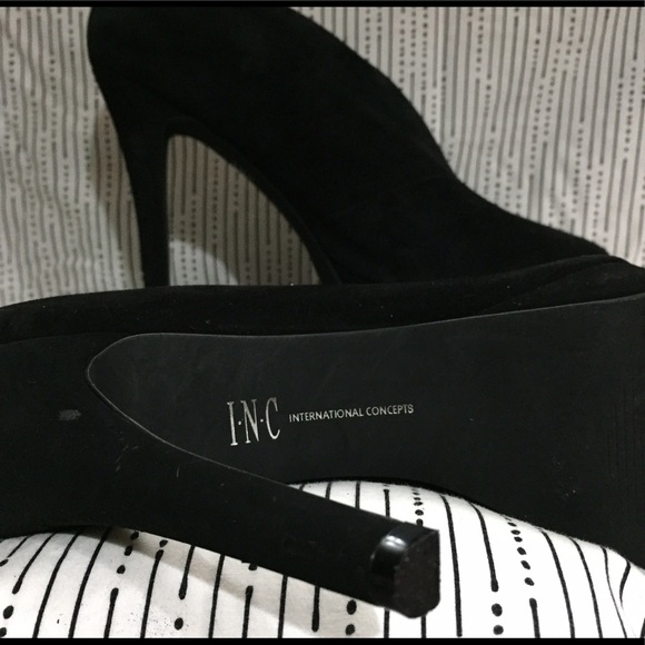 INC International Concepts velvet platform booties - Picture 3 of 5