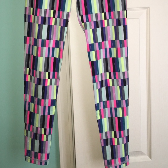 VSX Knockout Legging - Picture 2 of 3