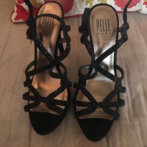 Pelle Moda Black Sandal