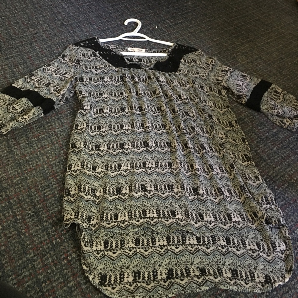 Cute legging shirt