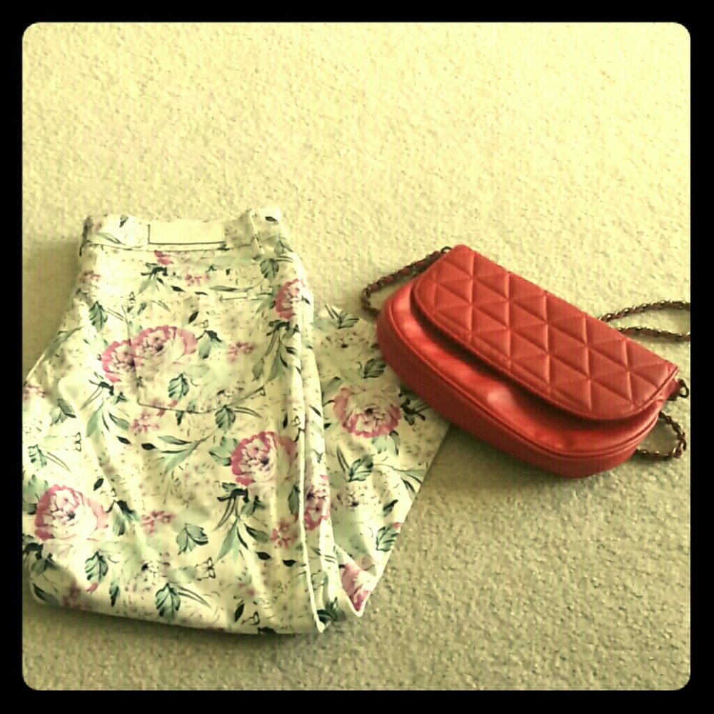 Floral capris