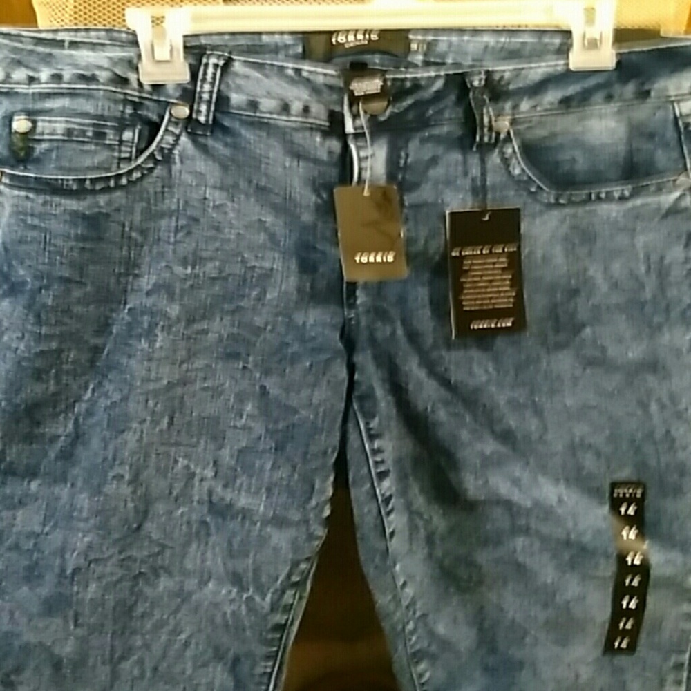 Skinny jeans