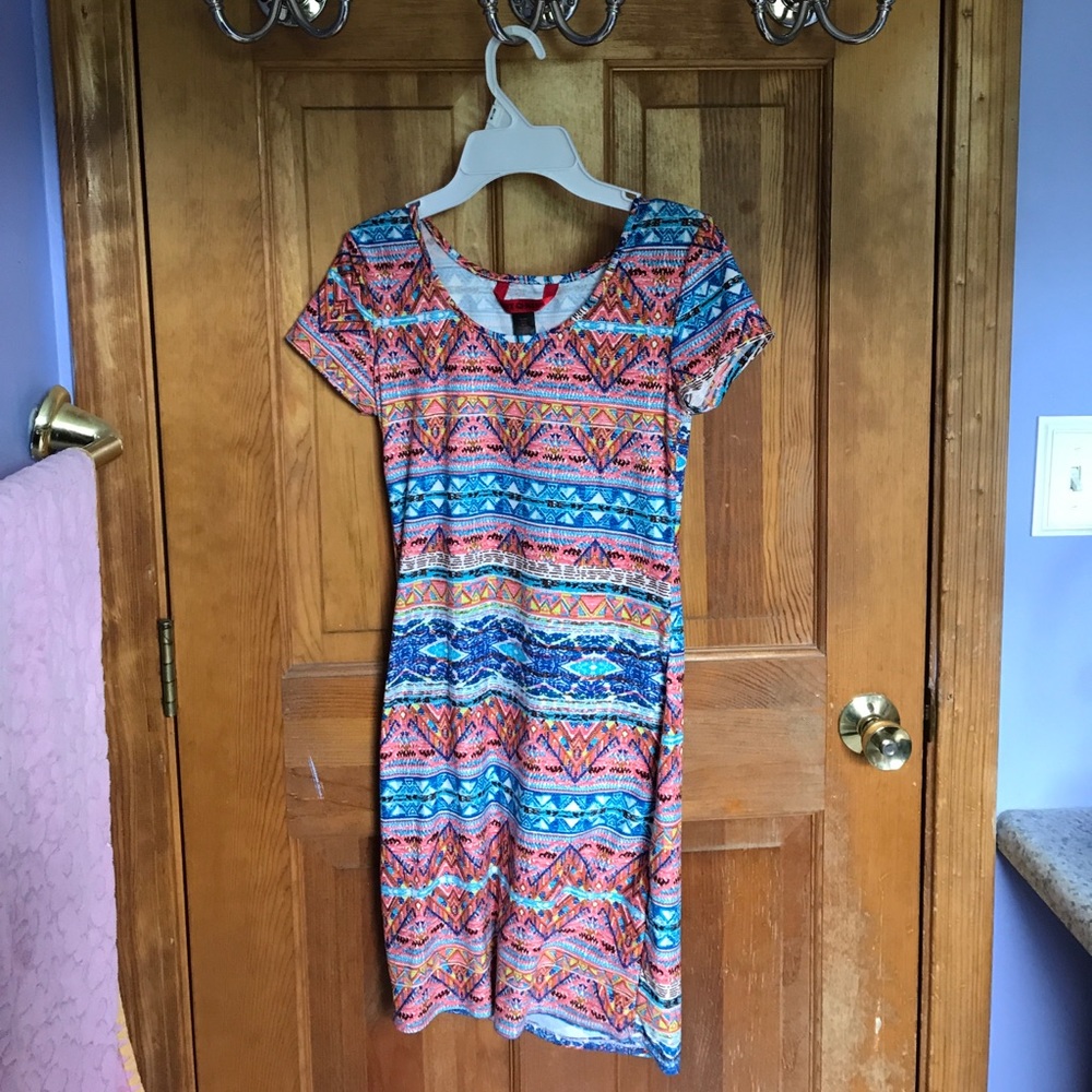 Small hot kiss body con dress