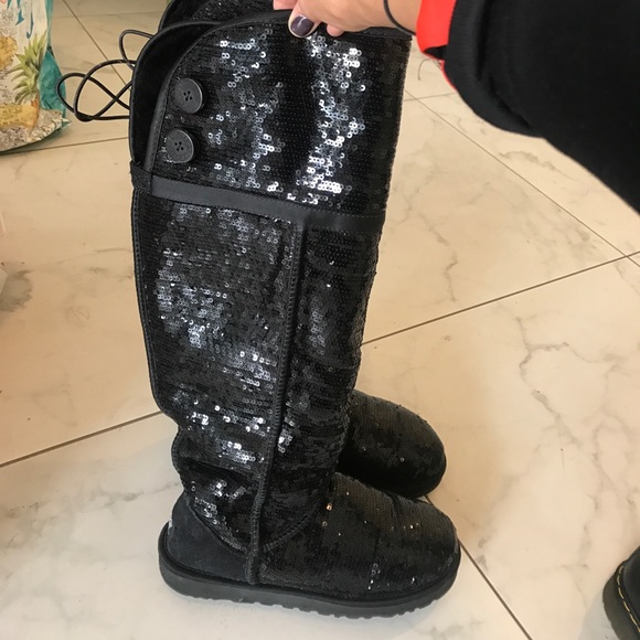 black knee high uggs black knee high uggs