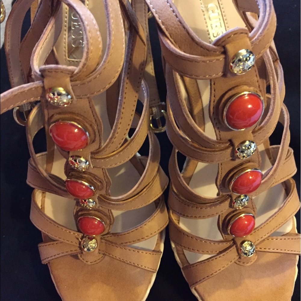 Cute summer caged wedges, brand: guess, never worn
