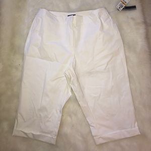 Alfani Pants - Alfani Tummy Control White Capri Alfani Pants - Alfani Tummy Control White Capri