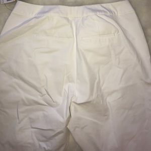 Alfani Pants - Alfani Tummy Control White Capri Alfani Pants - Alfani Tummy Control White Capri
