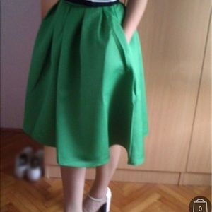 Green Flare Pleated  Midi Skirt