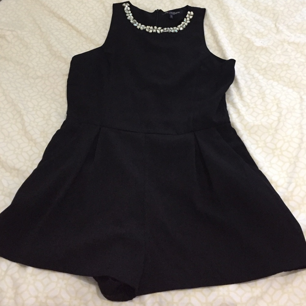 One clothing black romper large