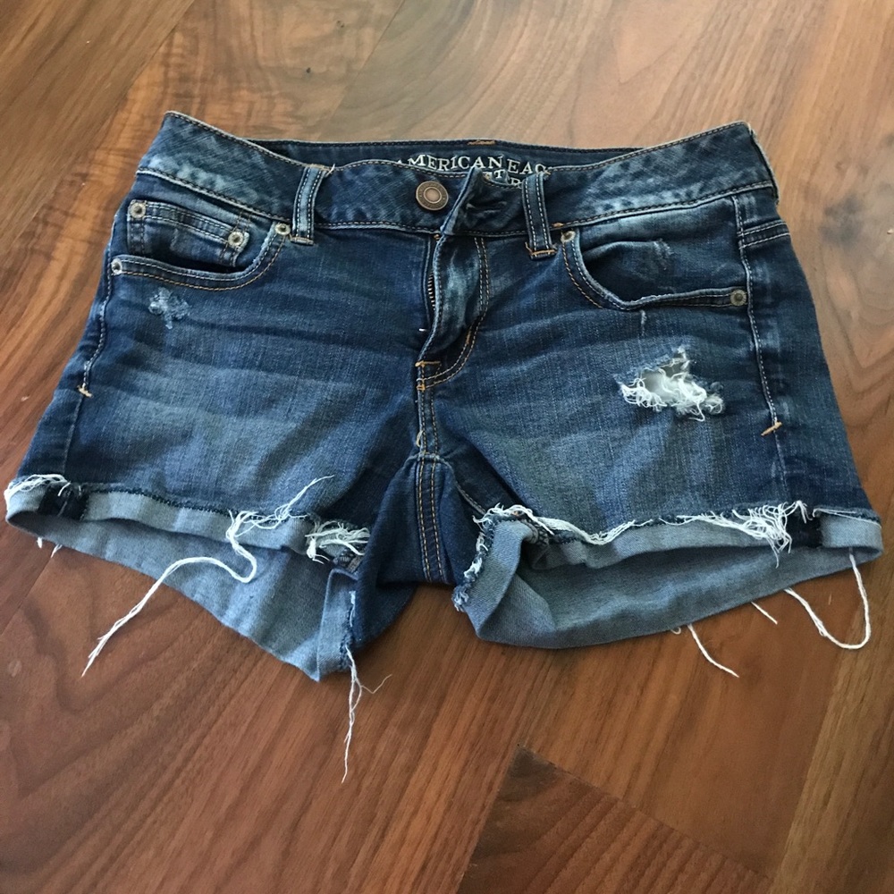 Excellent condition AE jean shorts