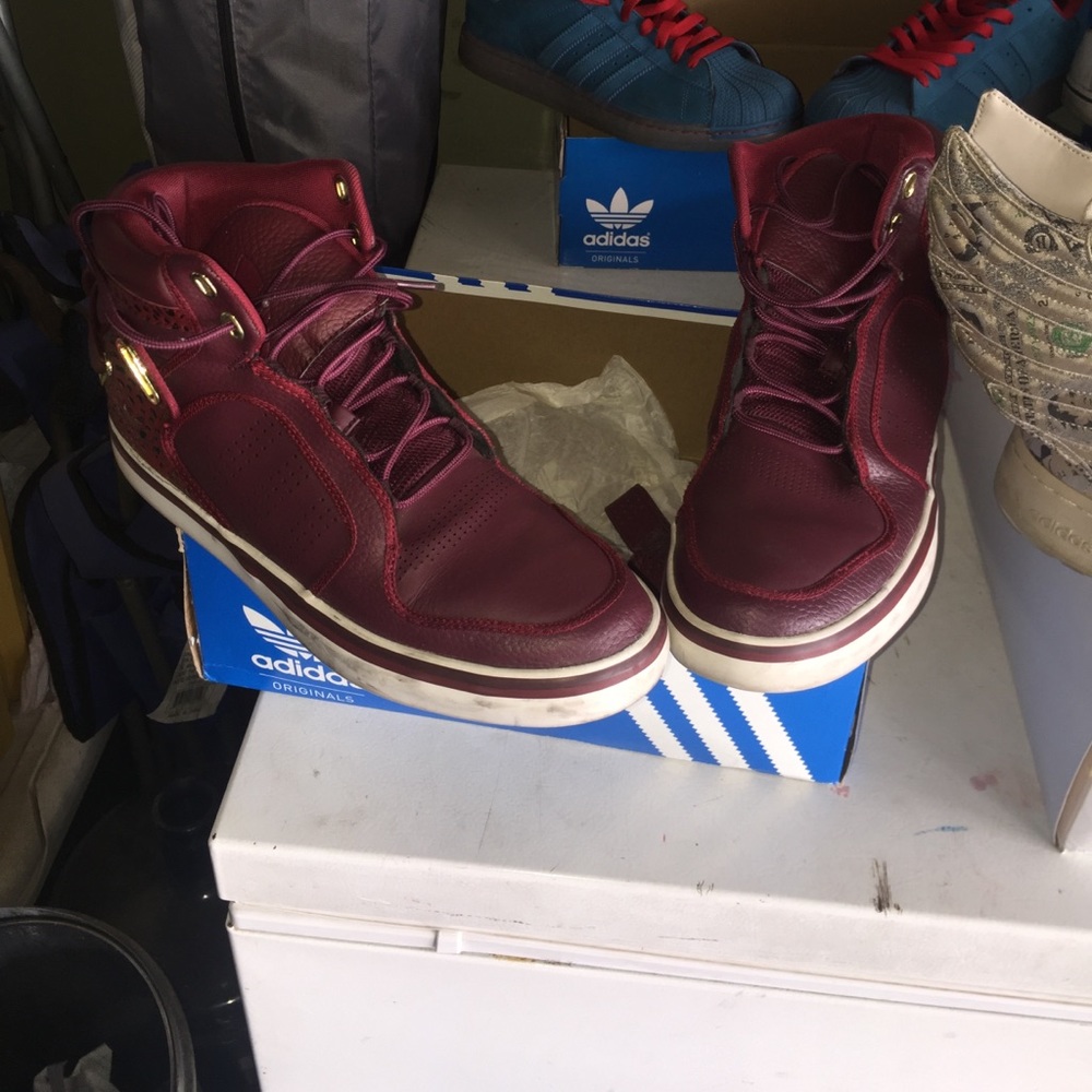 PreOwned Addidas