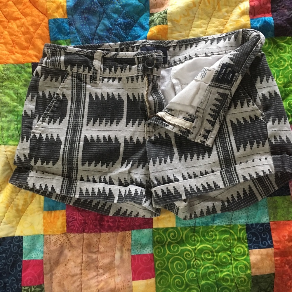 Tribal print midi shorts